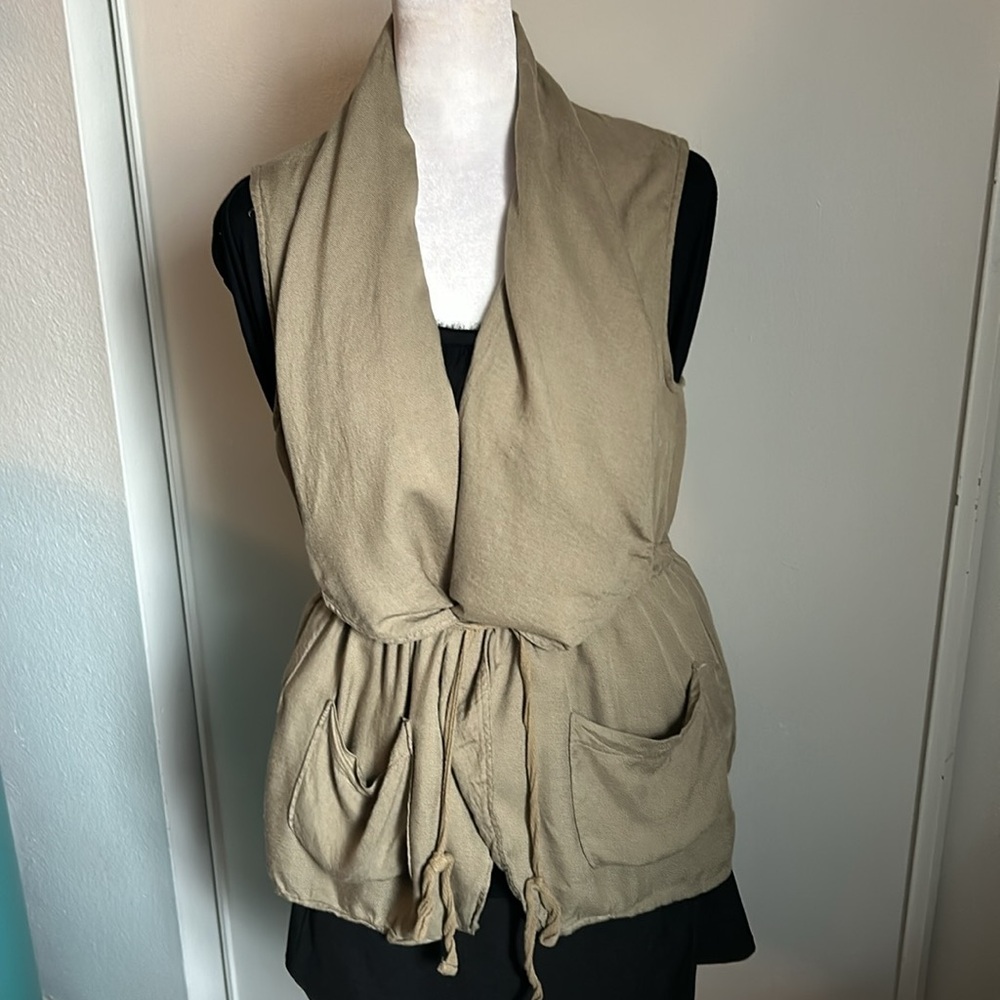 Elodie Women’s Olive Green Draped Collar Cinched Waist Rayon Layering Vest